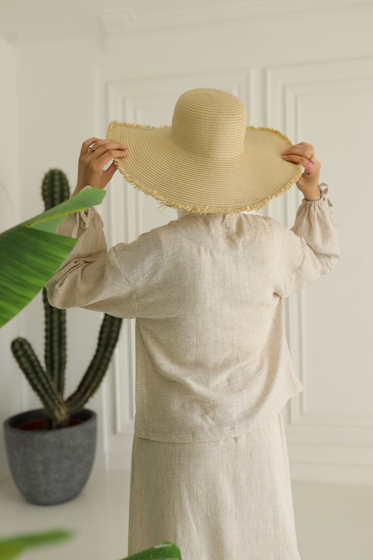 Miss Chic Bow Linen set-Beige