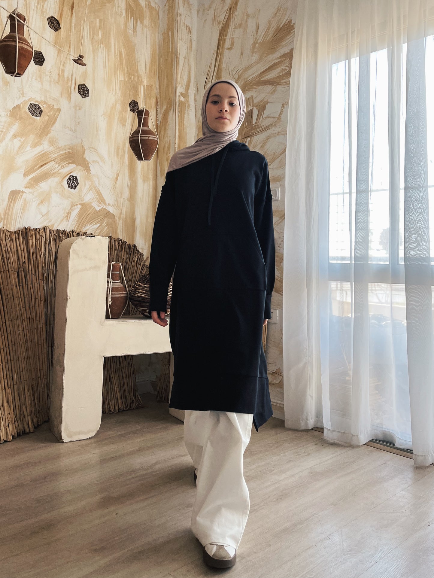 هودي كبير الحجم مع بطانة مخملية