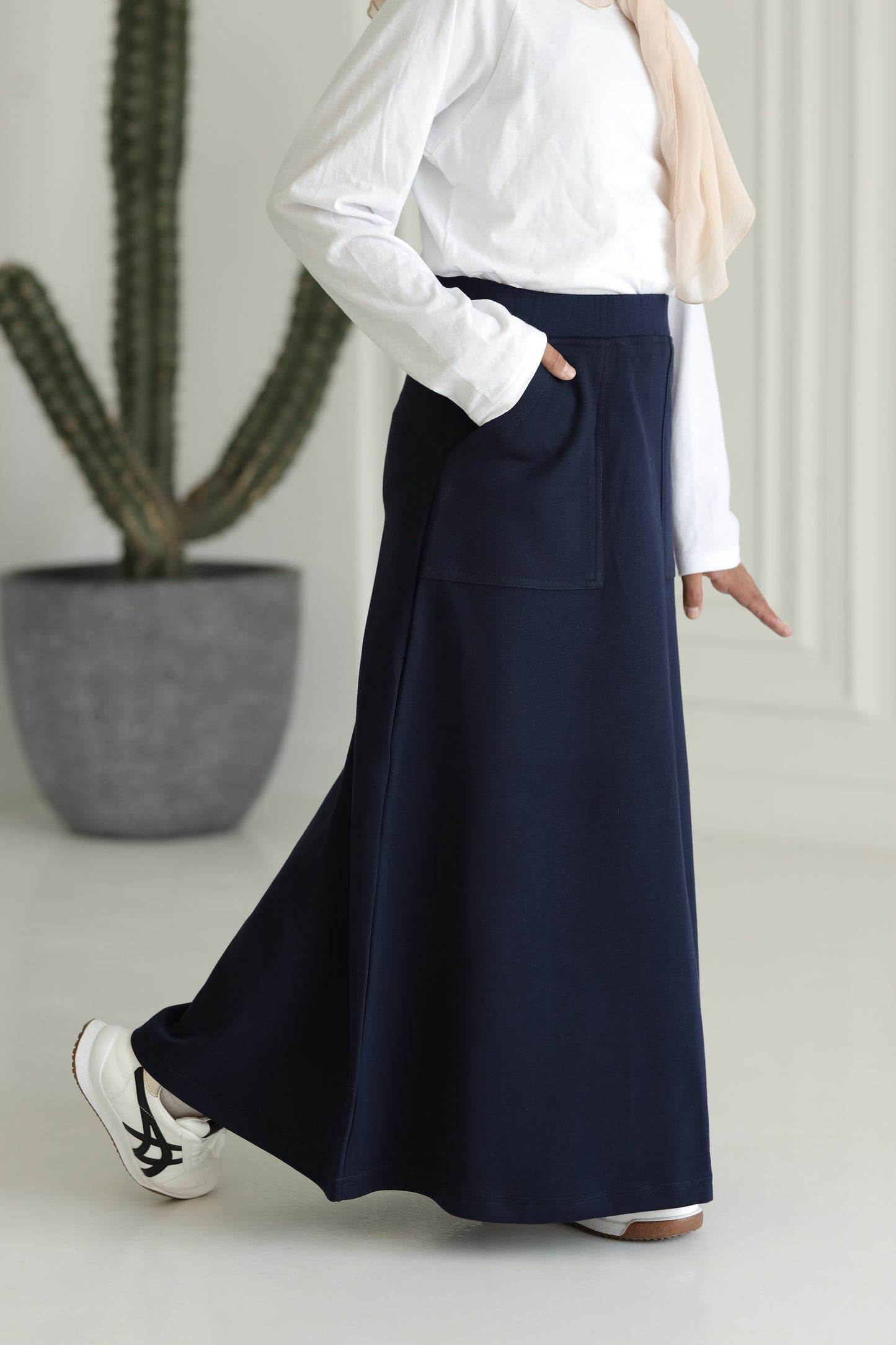 Milton Skirt - Navy